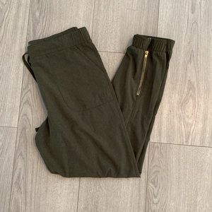 Albion Hunter Green Joggers XS